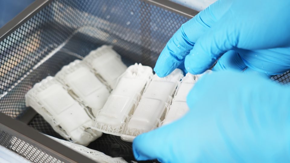 3D打印在EOAT夹具制造中的精度优势