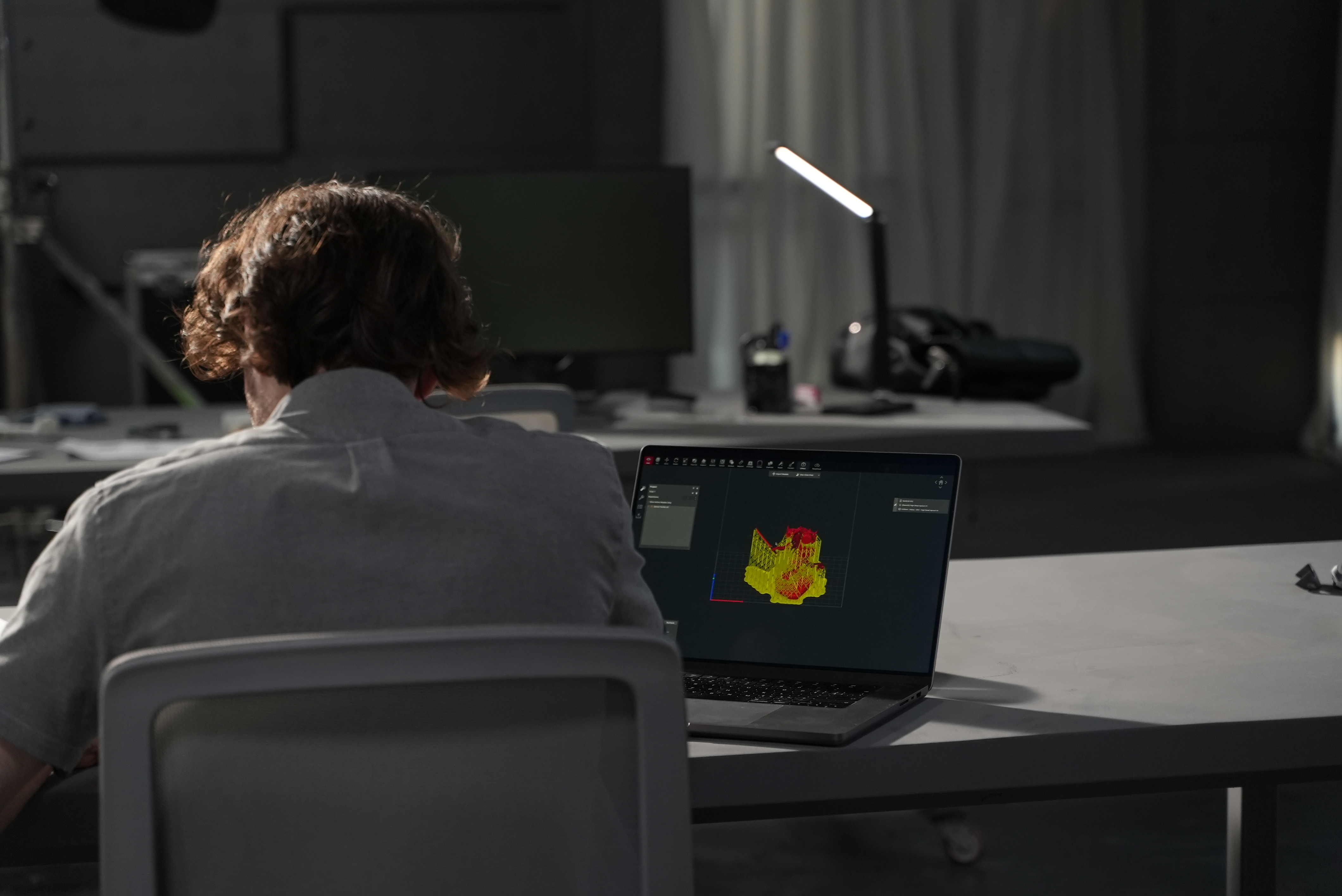 选择性激光烧结 (Selective laser sintering, SLS) 3D 打印技术与应用趋势