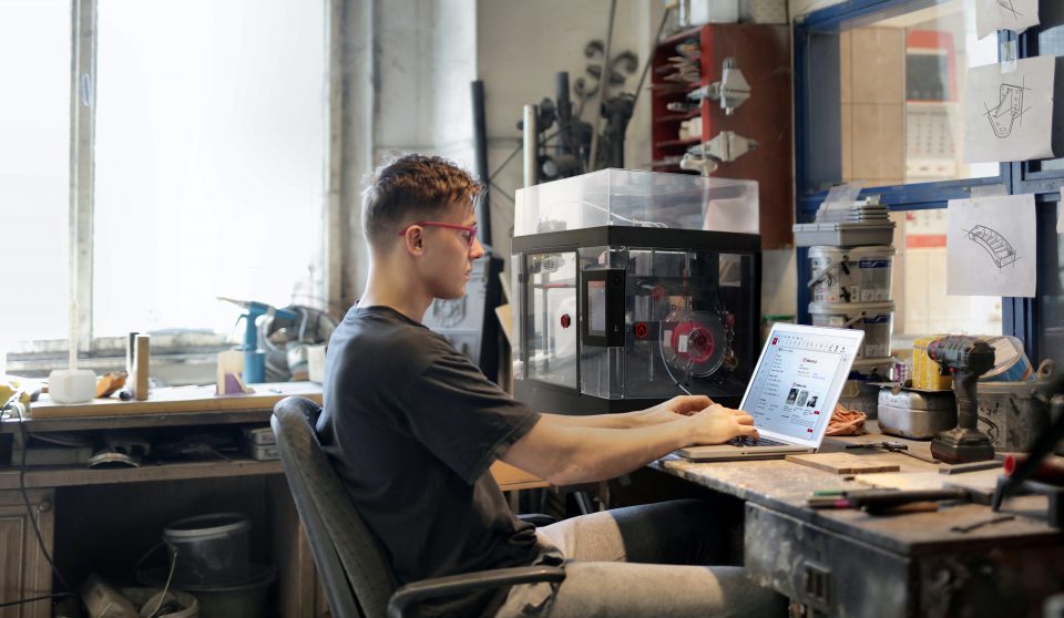 Raise3D DF2 提供注塑替代方案，降低模具开发风险